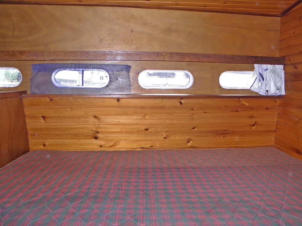 Aft cabin, Accommodation